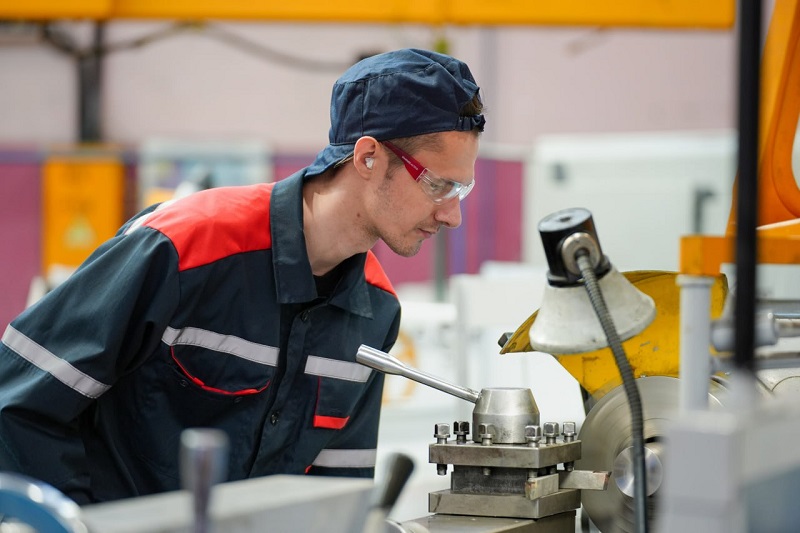 На МТЗ усовершенствована система материального стимулирования молодых работников - amhf2qec85bmfeqyjzm820xmaau67ows