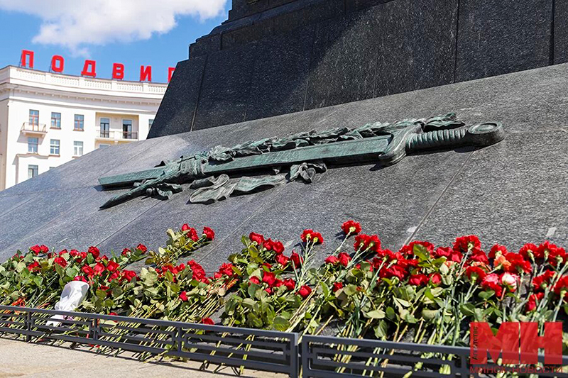 Профком МТЗ принял участие в культурно-патриотической акции «Календарь памяти. Книга памяти» - kniga-pamyati