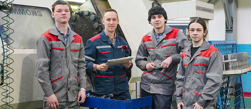 Вырастить профессионалов - student